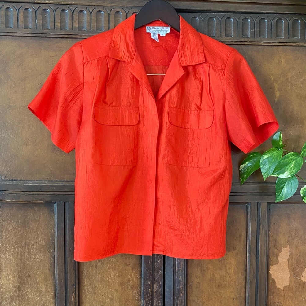 Vintage red button down textured crinkle blouse 6p